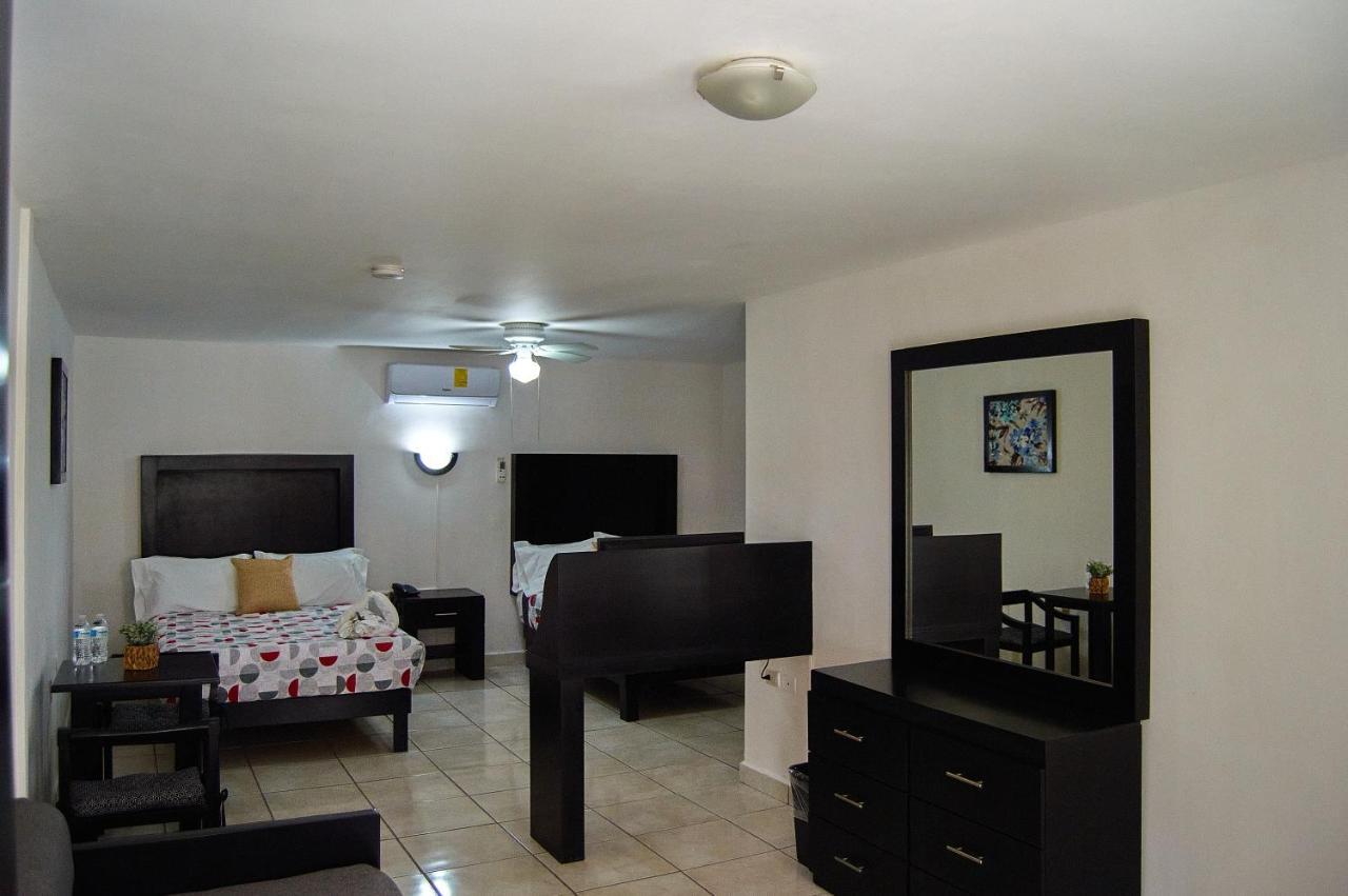Hotel Del Alba Inn & Suites Aguascalientes Exterior photo
